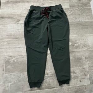 Figs Women High Waisted Zamora Joggers. Size XL. PO 4747. Color Forest Green.